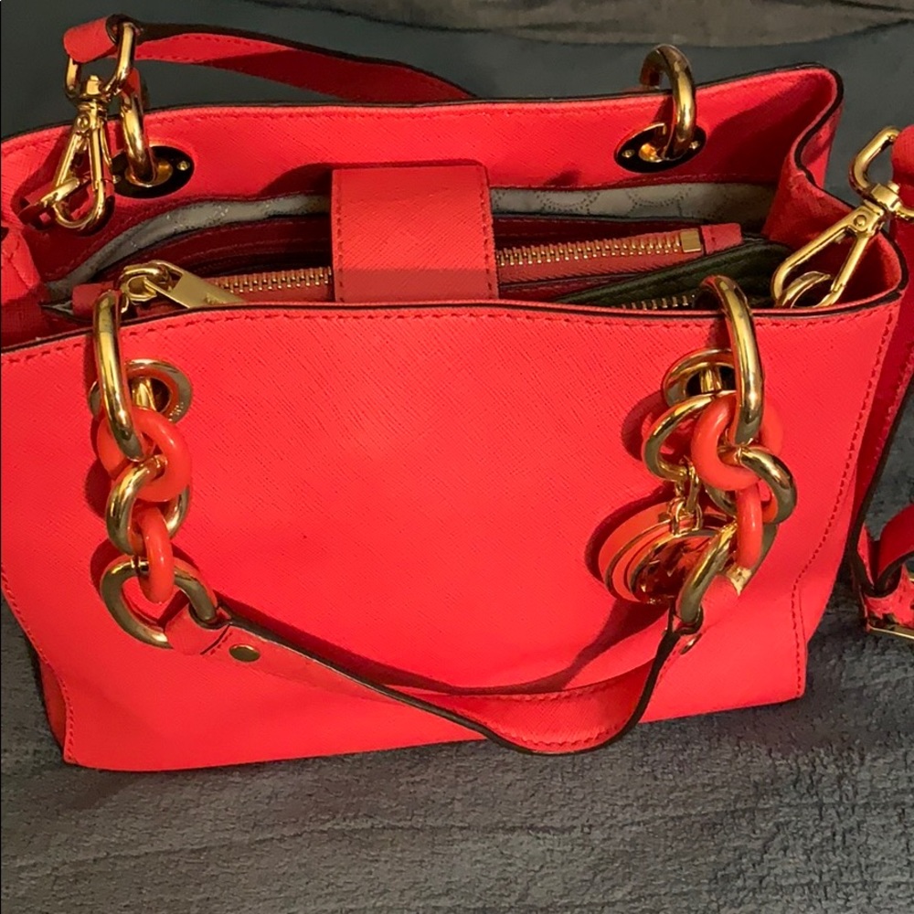 Authentic MK shoulder bag - Picture 2 of 4